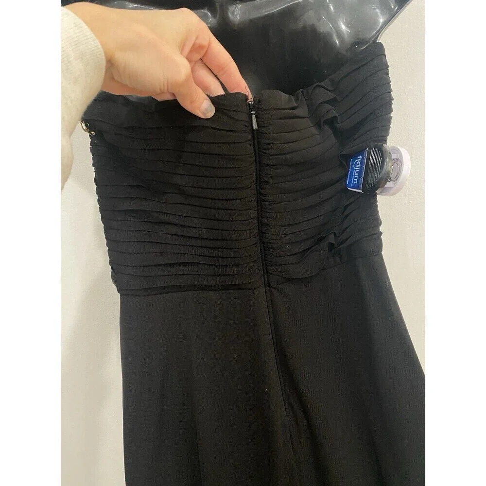 T by Tadooli Tadashi Size Medium Black Strapless Pleated Knot Elegant Dress